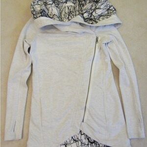 lululemon Method Wrap -